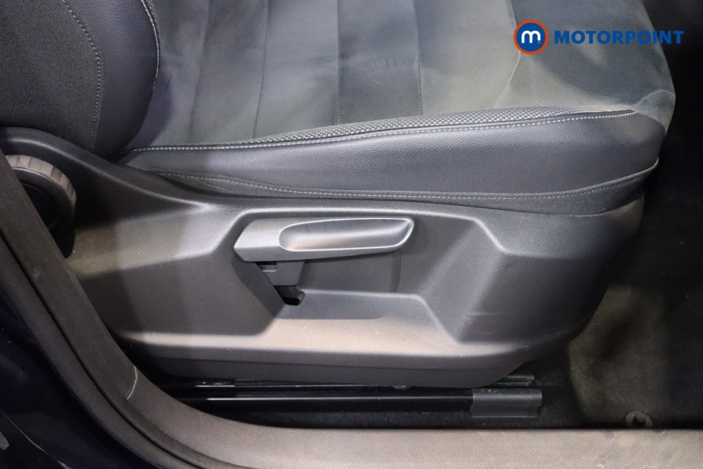 Seat Ateca Xcellence Automatic Petrol SUV - Stock Number (1607201) - 16th supplementary image