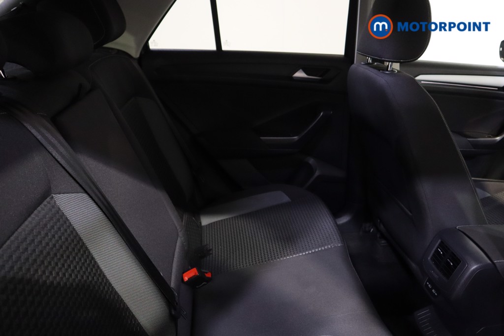 Volkswagen T-Roc Active Manual Petrol SUV - Stock Number (1607238) - 18th supplementary image
