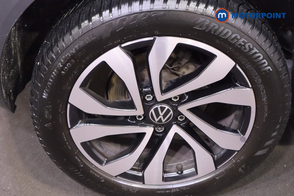 Volkswagen T-Roc Active Manual Petrol SUV - Stock Number (1607238) - 22nd supplementary image