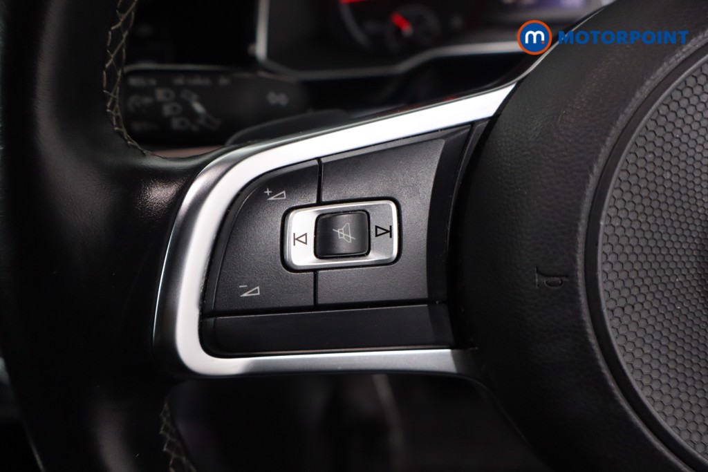 Volkswagen Polo R-Line Automatic Petrol Hatchback - Stock Number (1607261) - 7th supplementary image