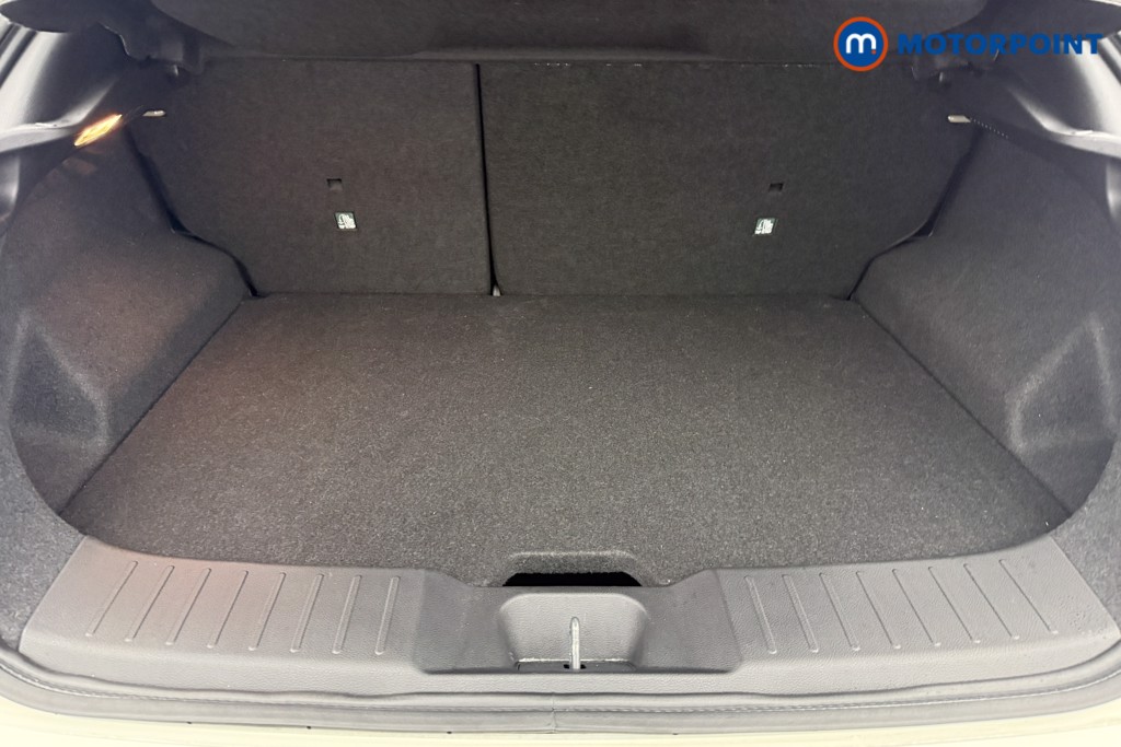 Nissan Juke N-Connecta Automatic Petrol SUV - Stock Number (1607332) - 20th supplementary image