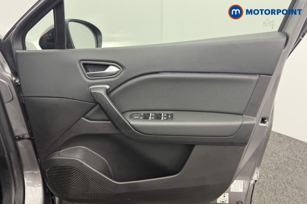 Renault Captur Techno Manual Petrol SUV - Stock Number (1607426) - 16th supplementary image