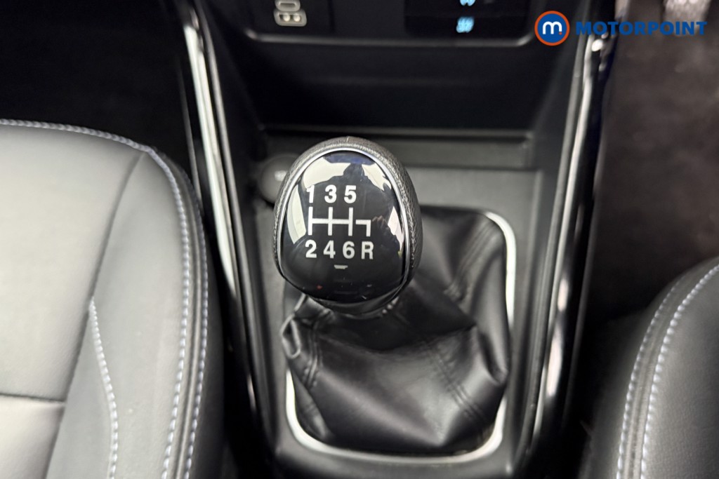Ford Ecosport Active Manual Petrol SUV - Stock Number (1607428) - 12th supplementary image