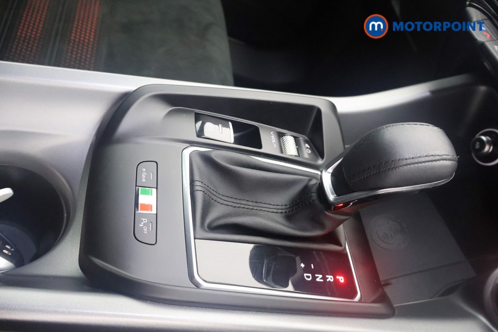 Alfa Romeo Tonale Veloce Automatic Petrol Plug-In Hybrid SUV - Stock Number (1607632) - 7th supplementary image