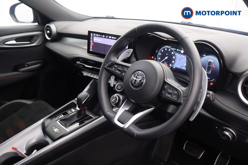 Alfa Romeo Tonale Veloce Automatic Petrol Plug-In Hybrid SUV - Stock Number (1607632) - 9th supplementary image