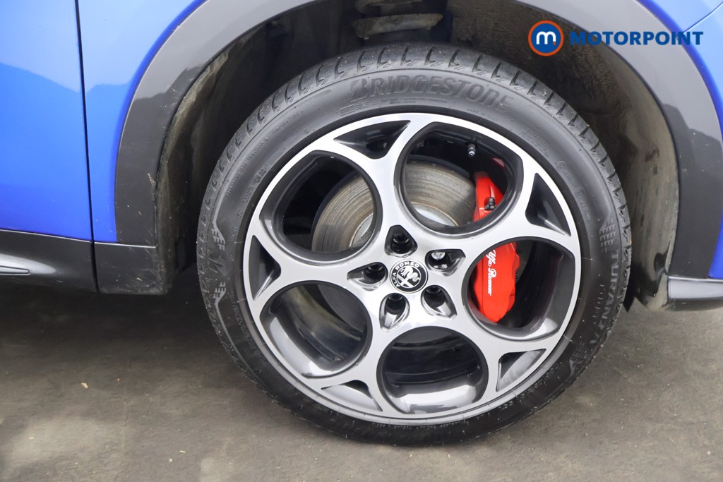 Alfa Romeo Tonale Veloce Automatic Petrol Plug-In Hybrid SUV - Stock Number (1607632) - 14th supplementary image