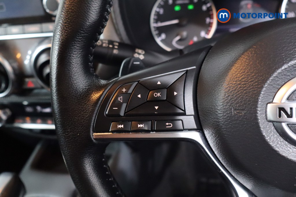 Nissan Juke N-Connecta Automatic Petrol SUV - Stock Number (1607688) - 7th supplementary image