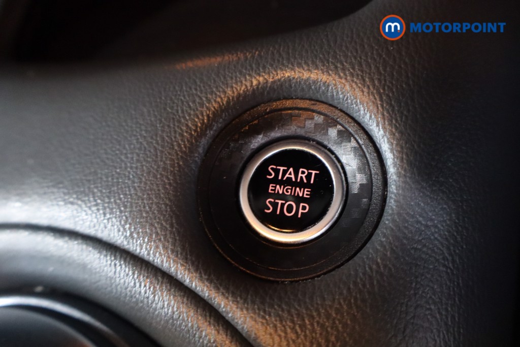 Nissan Juke N-Connecta Automatic Petrol SUV - Stock Number (1607688) - 19th supplementary image