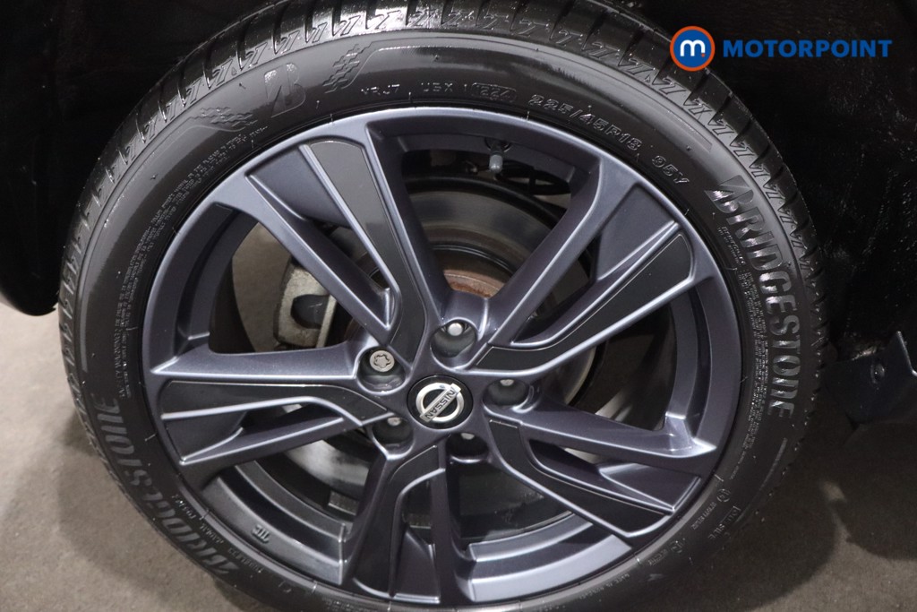 Nissan Juke Tekna Automatic Petrol SUV - Stock Number (1608064) - 9th supplementary image