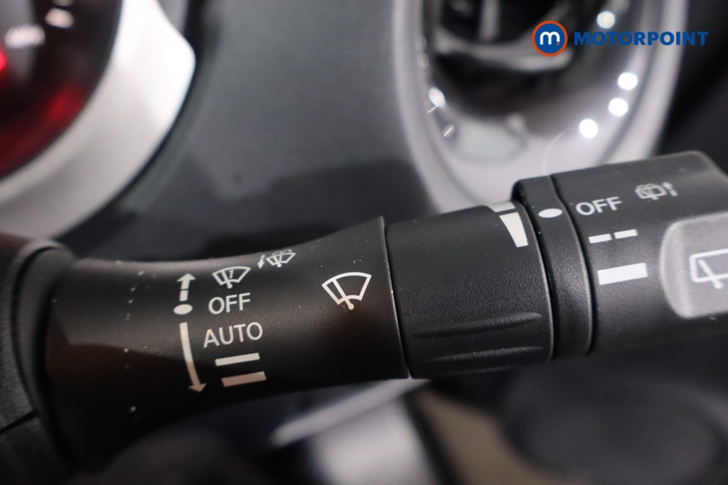 Nissan Juke Tekna Automatic Petrol SUV - Stock Number (1608064) - 15th supplementary image