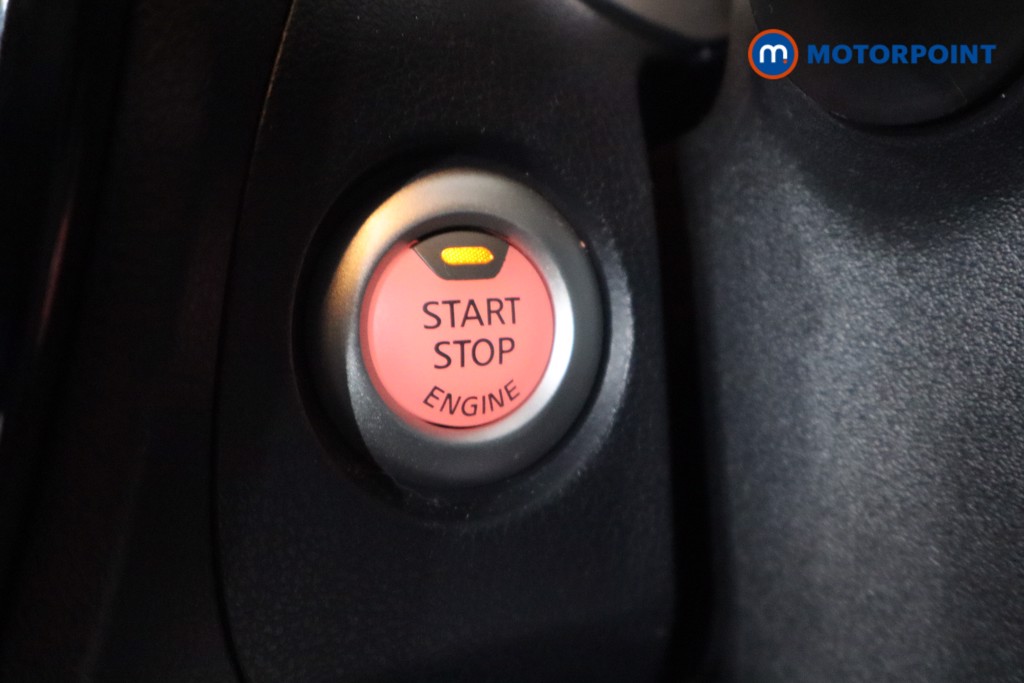 Nissan Juke Tekna Automatic Petrol SUV - Stock Number (1608064) - 18th supplementary image