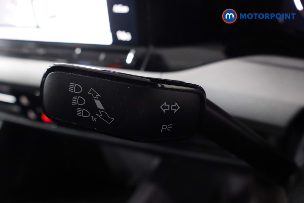 Volkswagen Golf Life Manual Petrol Hatchback - Stock Number (1608640) - 14th supplementary image