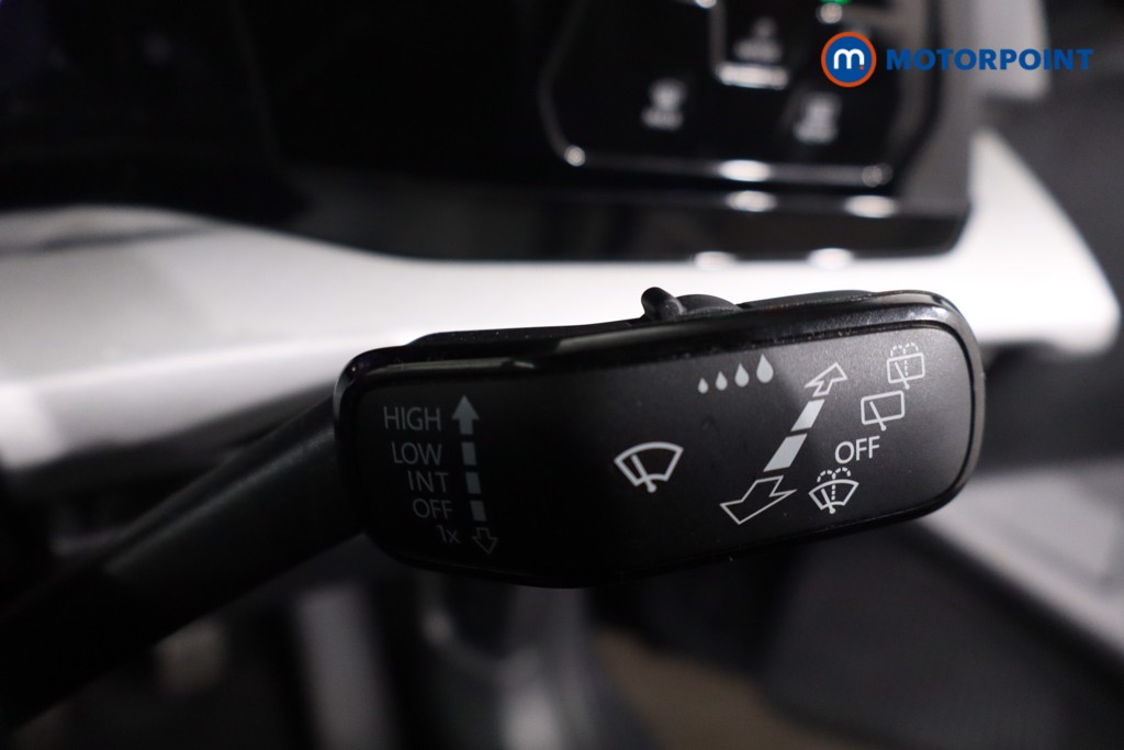 Volkswagen Golf Life Manual Petrol Hatchback - Stock Number (1608640) - 15th supplementary image