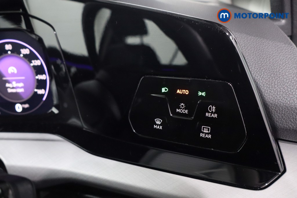 Volkswagen Golf Life Manual Petrol Hatchback - Stock Number (1608640) - 17th supplementary image