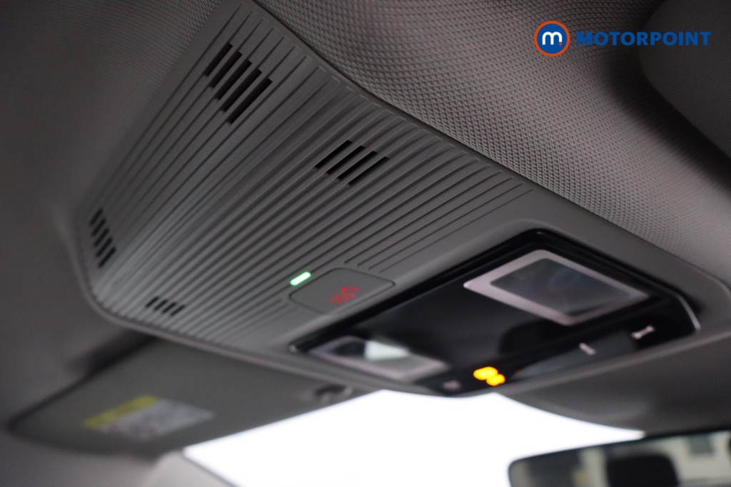 Volkswagen Golf Life Manual Petrol Hatchback - Stock Number (1608640) - 21st supplementary image