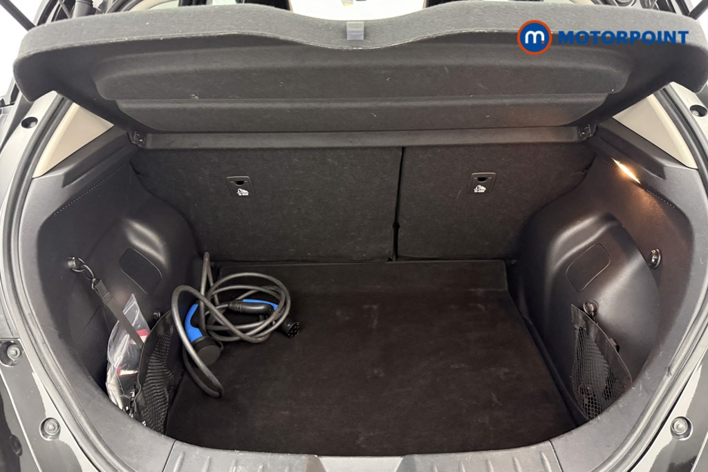 Nissan Leaf N-Connecta Automatic Electric Hatchback - Stock Number (1592466) - 5th supplementary image