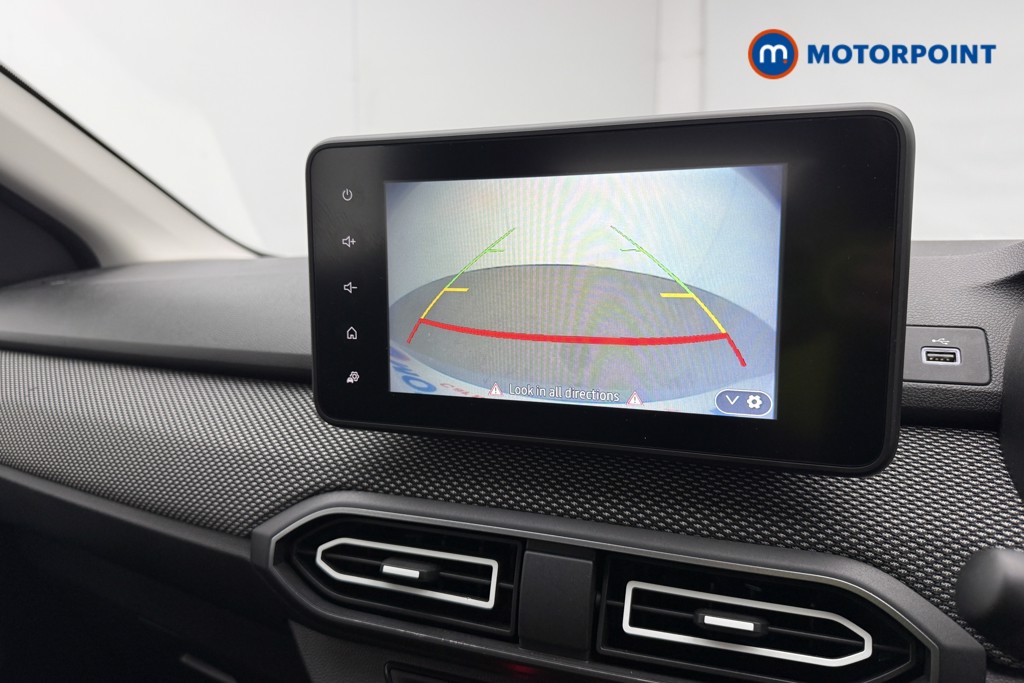 Dacia Sandero Expression Manual Petrol Hatchback - Stock Number (1596505) - 11th supplementary image