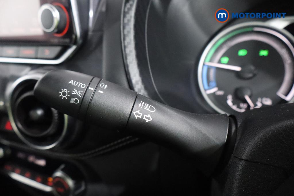 Nissan Juke N-Connecta Automatic Petrol-Electric Hybrid SUV - Stock Number (1596977) - 9th supplementary image