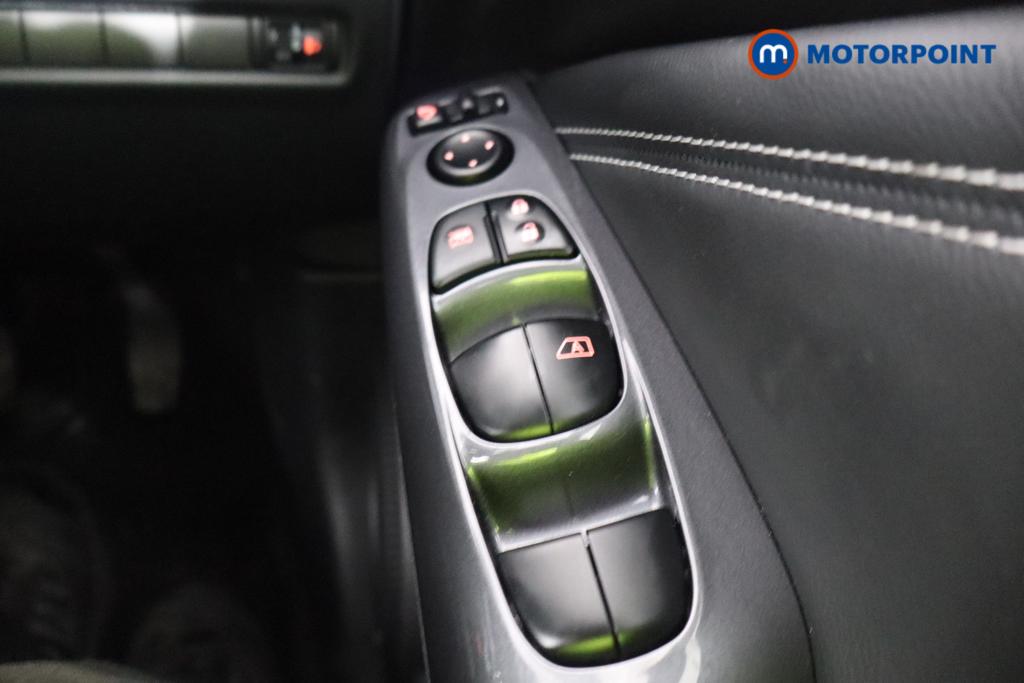 Nissan Juke N-Connecta Automatic Petrol-Electric Hybrid SUV - Stock Number (1596977) - 11th supplementary image