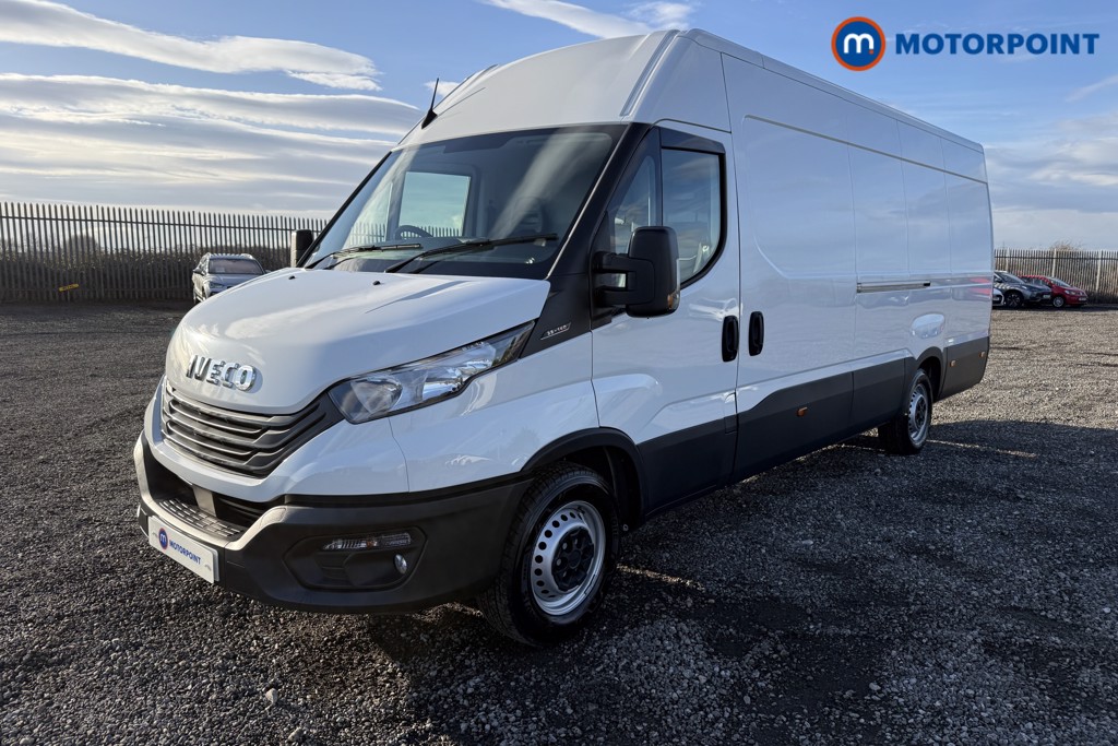 Iveco Daily Business Manual Diesel High Volume-High Roof Van - Stock Number (1597467) - Passenger side front corner