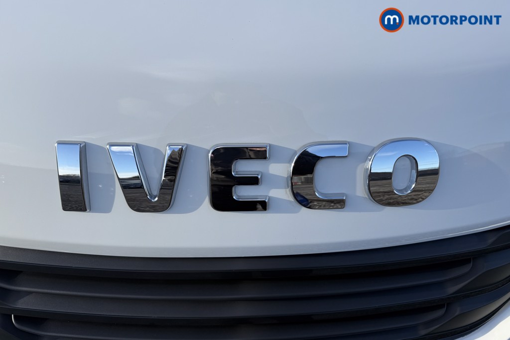 Iveco Daily Business Manual Diesel High Volume-High Roof Van - Stock Number (1597467) - 21st supplementary image