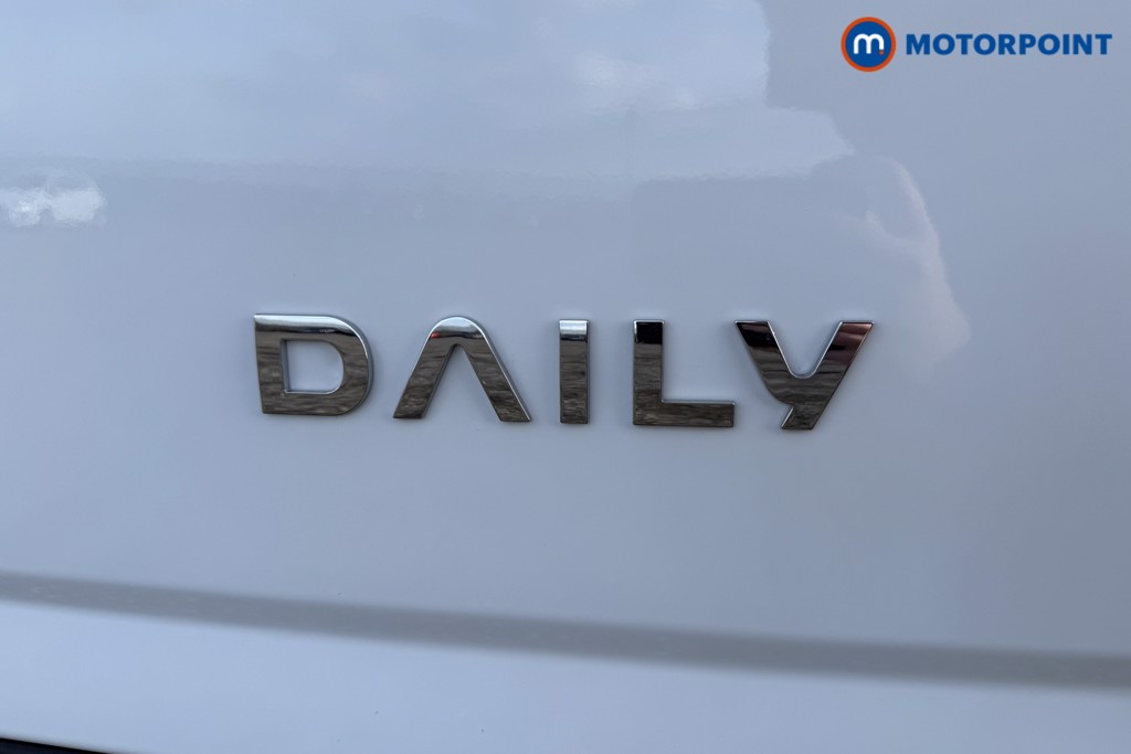 Iveco Daily Business Manual Diesel High Volume-High Roof Van - Stock Number (1597467) - 22nd supplementary image