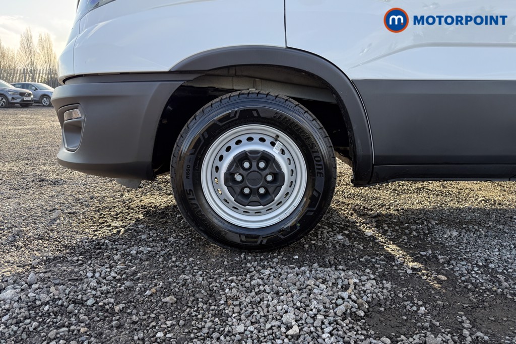 Iveco Daily Business Manual Diesel High Volume-High Roof Van - Stock Number (1597467) - 28th supplementary image