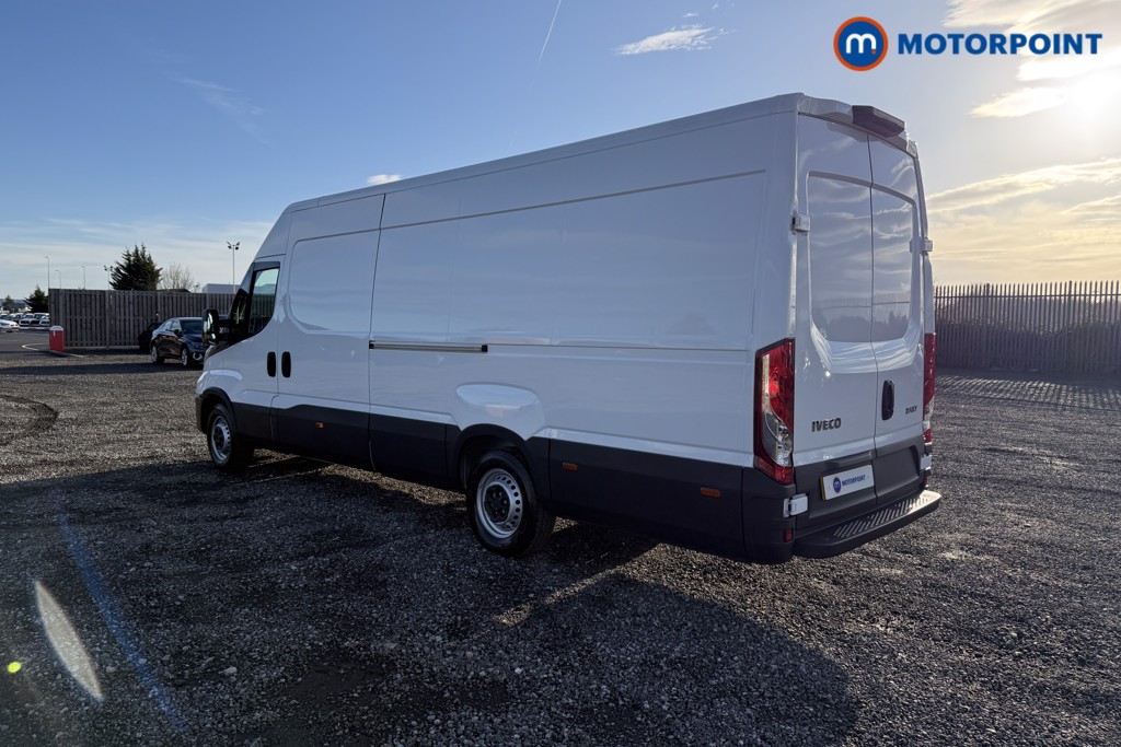 Iveco Daily Business Manual Diesel High Volume-High Roof Van - Stock Number (1597467) - Passenger side rear corner