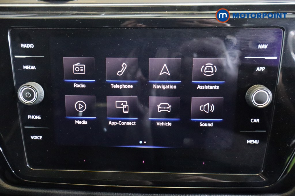 Volkswagen Touran SEL Manual Petrol People Carrier - Stock Number (1599600) - 4th supplementary image