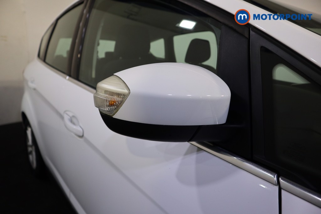 Ford C-Max Zetec Manual Diesel People Carrier - Stock Number (1599641) - 25th supplementary image