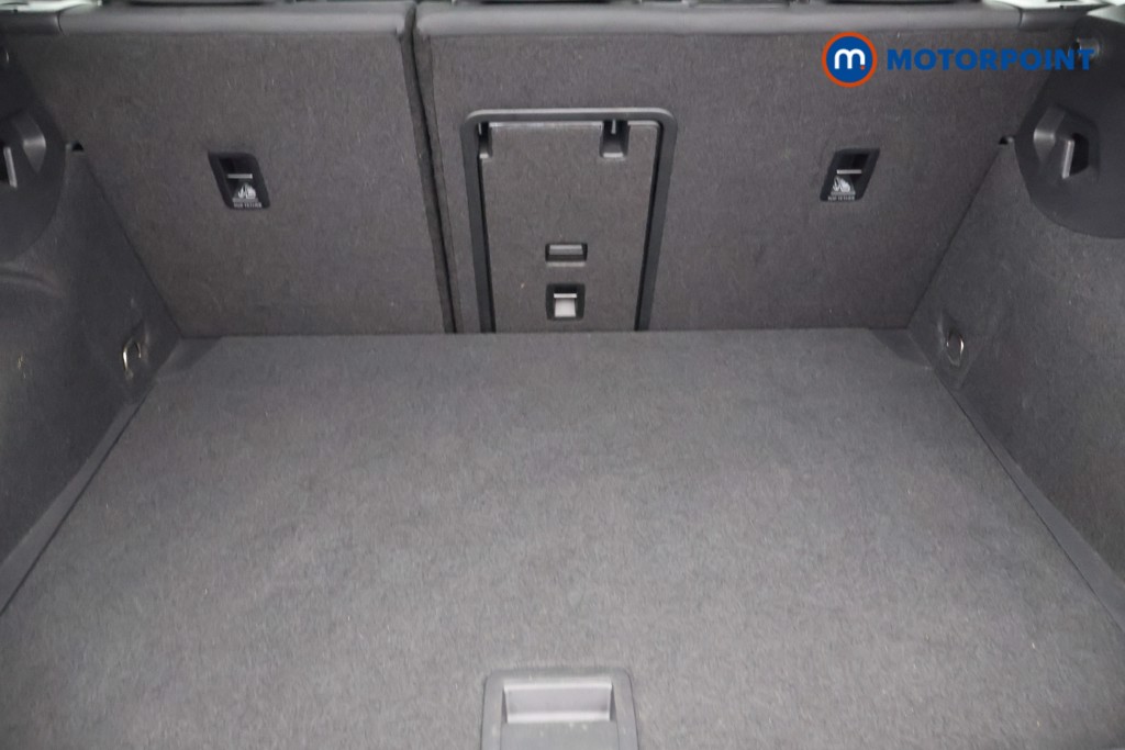 Volkswagen Golf Life Automatic Petrol Hatchback - Stock Number (1600049) - 20th supplementary image