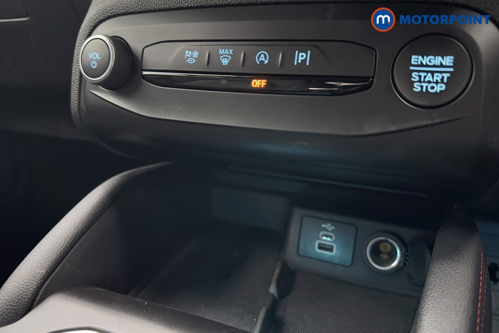 Ford Focus St-Line X Automatic Petrol Hatchback - Stock Number (1600532) - 15th supplementary image