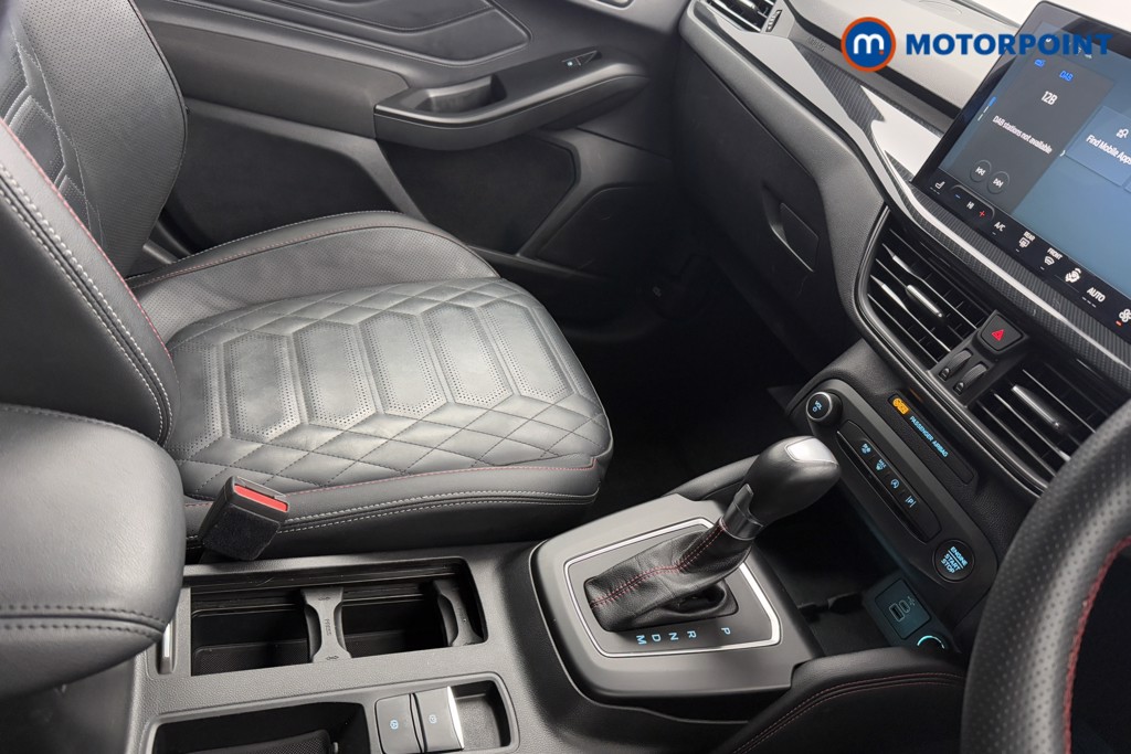 Ford Focus St-Line X Automatic Petrol Hatchback - Stock Number (1600532) - 18th supplementary image