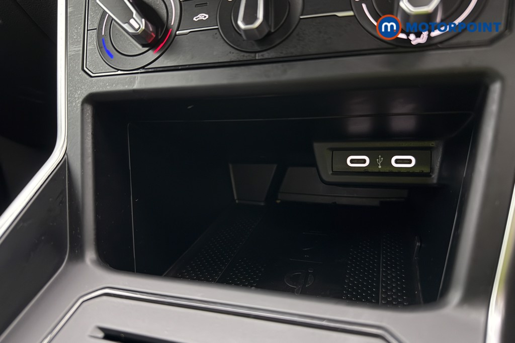 Volkswagen Taigo Life Manual Petrol SUV - Stock Number (1600723) - 13th supplementary image