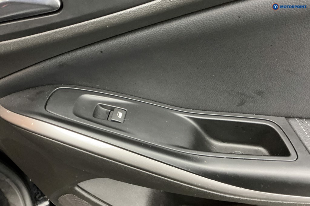 Vauxhall Grandland Ultimate Automatic Petrol SUV - Stock Number (1602185) - 33rd supplementary image