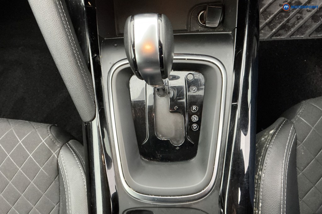 Renault Kadjar Iconic Automatic Petrol SUV - Stock Number (1602189) - 17th supplementary image