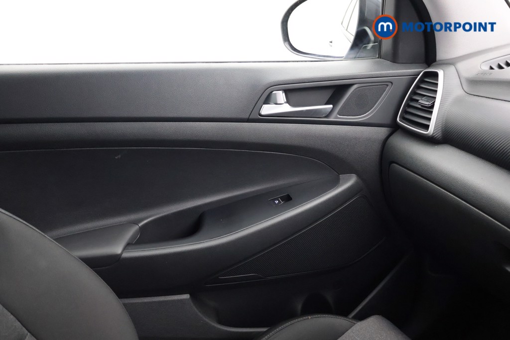 Hyundai Tucson Se Nav Manual Petrol SUV - Stock Number (1604097) - 12th supplementary image