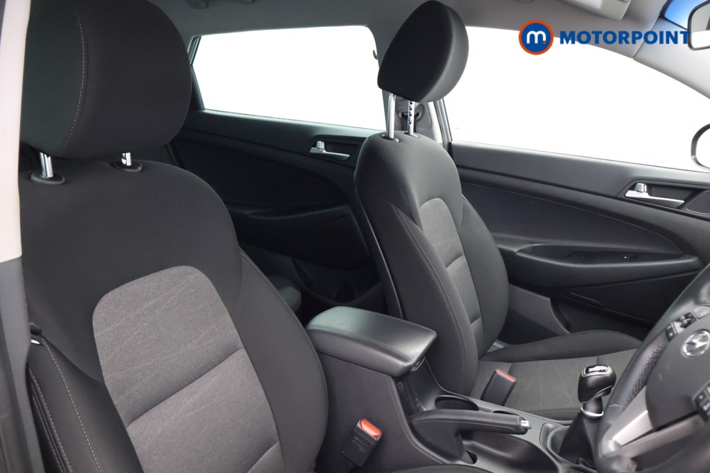 Hyundai Tucson Se Nav Manual Petrol SUV - Stock Number (1604097) - 15th supplementary image