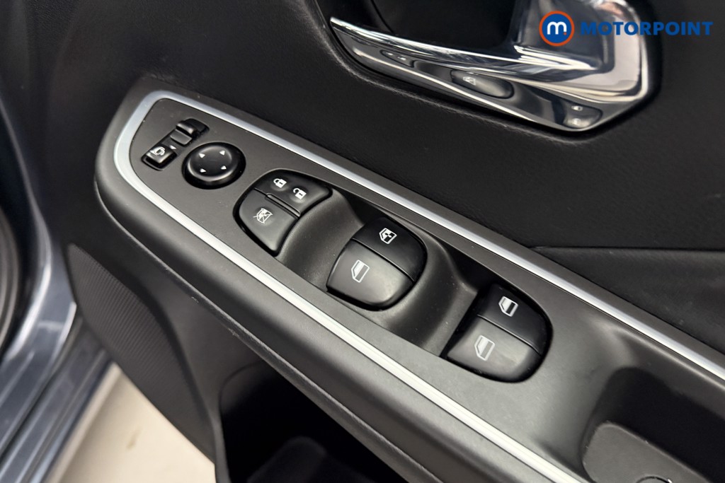 Nissan Micra N-Sport Manual Petrol Hatchback - Stock Number (1604393) - 14th supplementary image