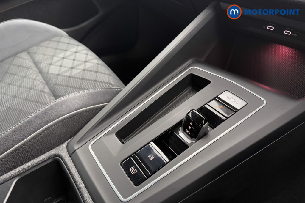 Volkswagen Golf R-Line Automatic Petrol Estate - Stock Number (1604435) - 15th supplementary image