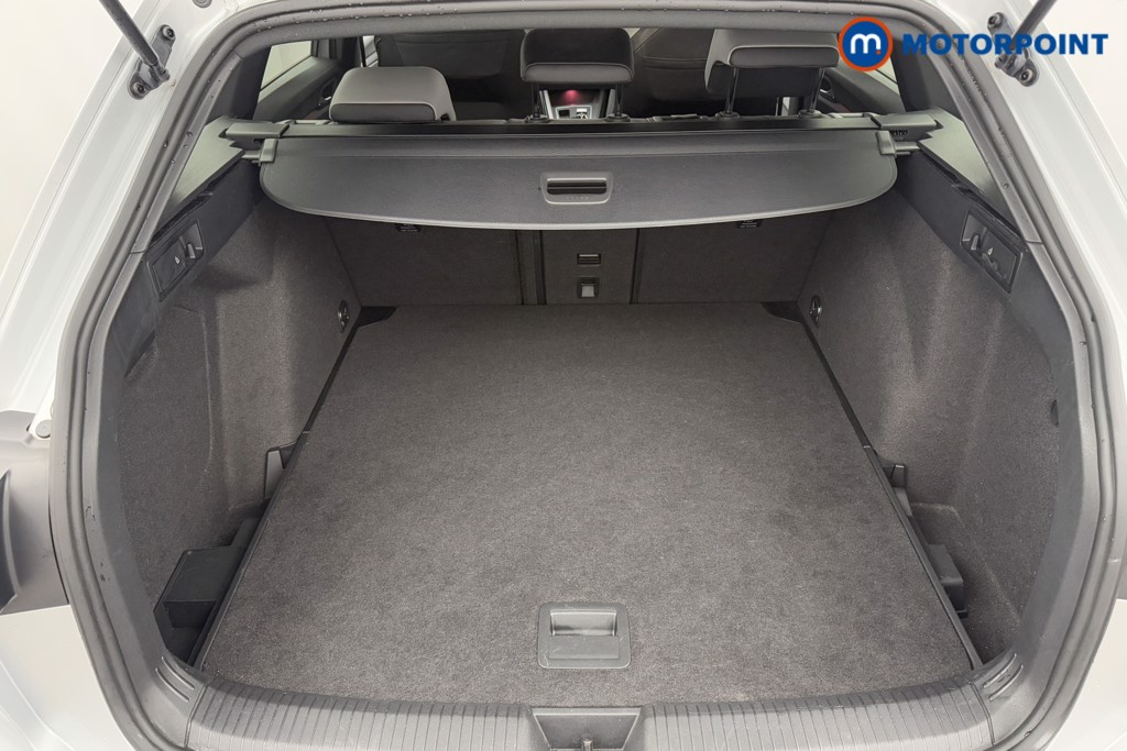 Volkswagen Golf R-Line Automatic Petrol Estate - Stock Number (1604435) - 26th supplementary image