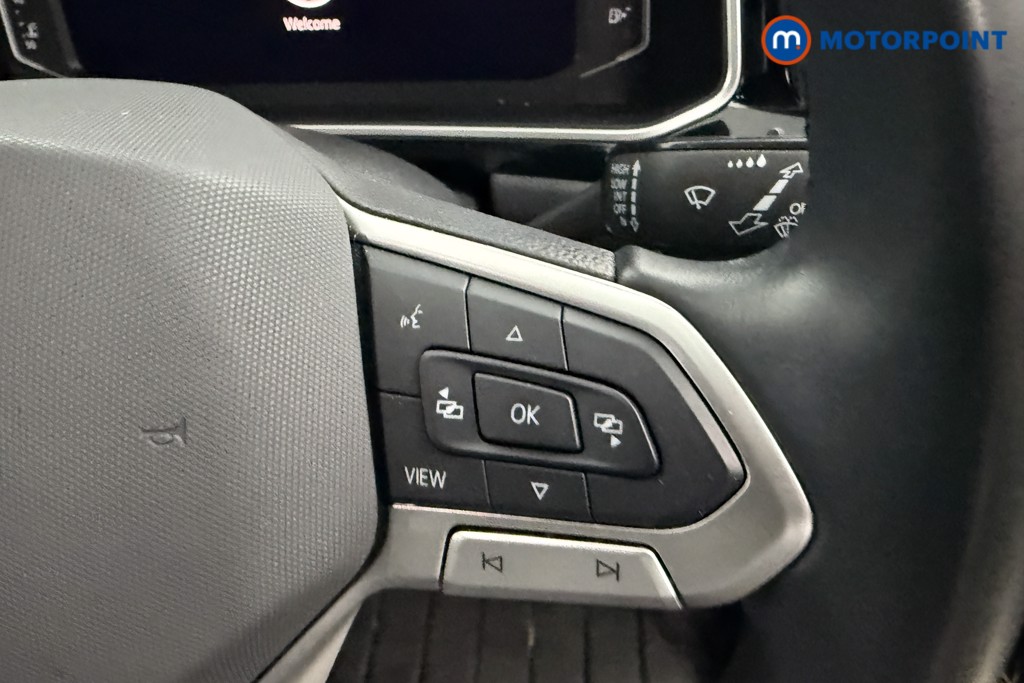 Volkswagen T-Roc R-Line Manual Petrol SUV - Stock Number (1604454) - 4th supplementary image
