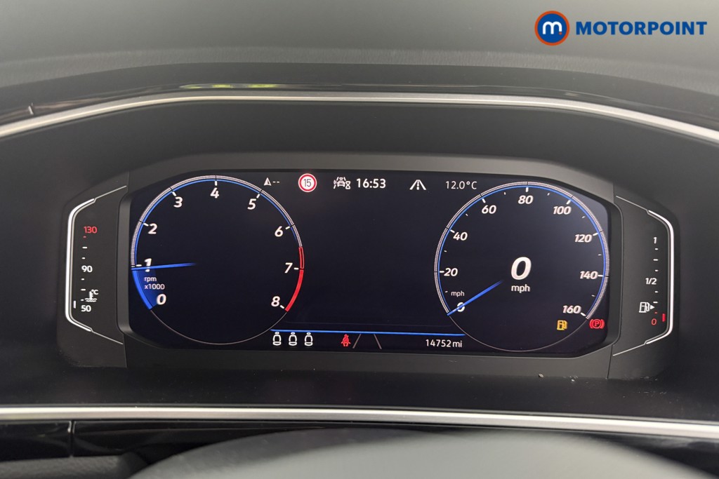 Volkswagen T-Roc R-Line Manual Petrol SUV - Stock Number (1604454) - 5th supplementary image