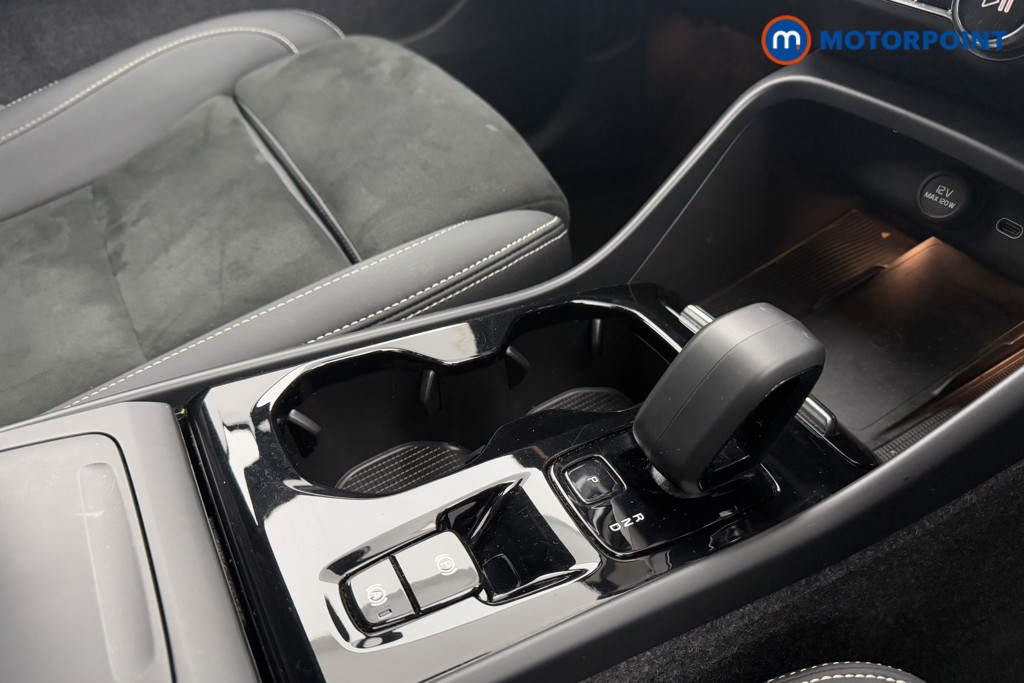 Volvo Xc40 Plus Automatic Petrol SUV - Stock Number (1604484) - 14th supplementary image