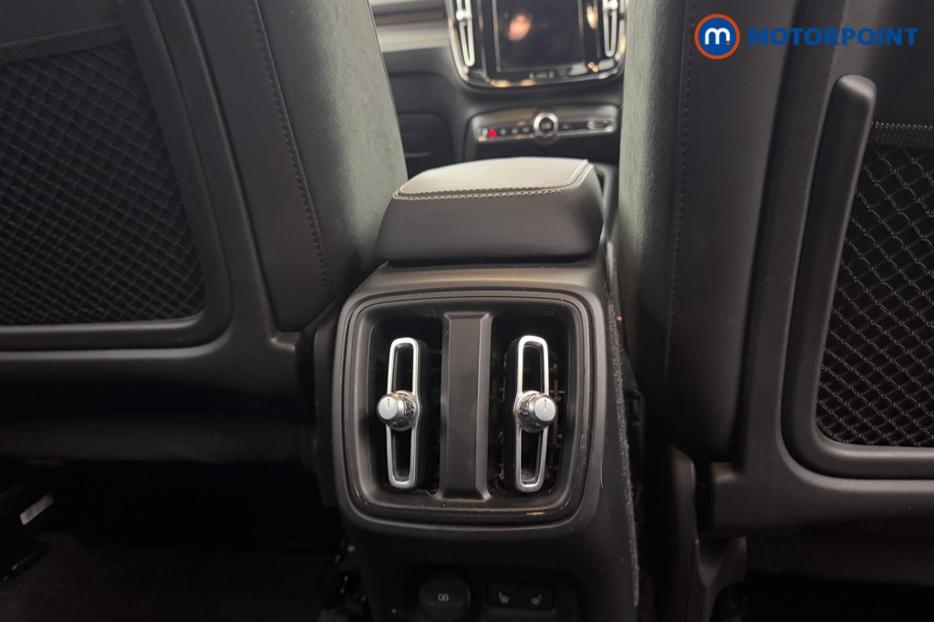Volvo Xc40 Plus Automatic Petrol SUV - Stock Number (1604484) - 23rd supplementary image