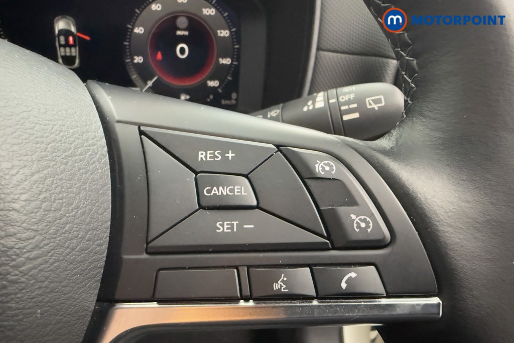 Nissan Juke N-Connecta Automatic Petrol-Electric Hybrid SUV - Stock Number (1604781) - 5th supplementary image