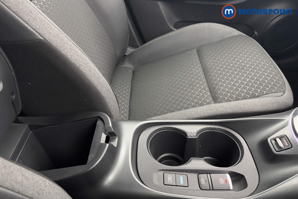 Nissan Juke N-Connecta Automatic Petrol-Electric Hybrid SUV - Stock Number (1604781) - 14th supplementary image