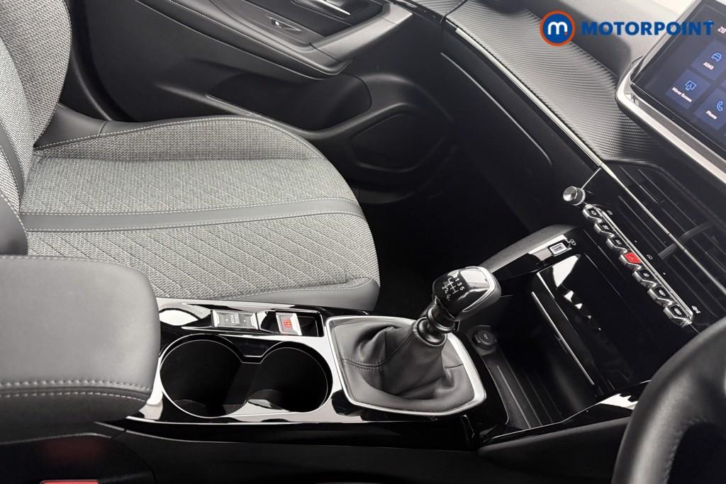 Peugeot 2008 Allure Manual Petrol SUV - Stock Number (1604815) - 15th supplementary image