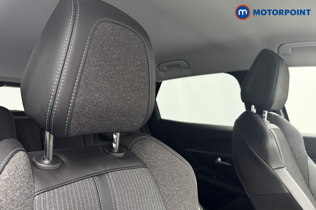 Peugeot 3008 Allure Automatic Petrol Plug-In Hybrid SUV - Stock Number (1604970) - 21st supplementary image