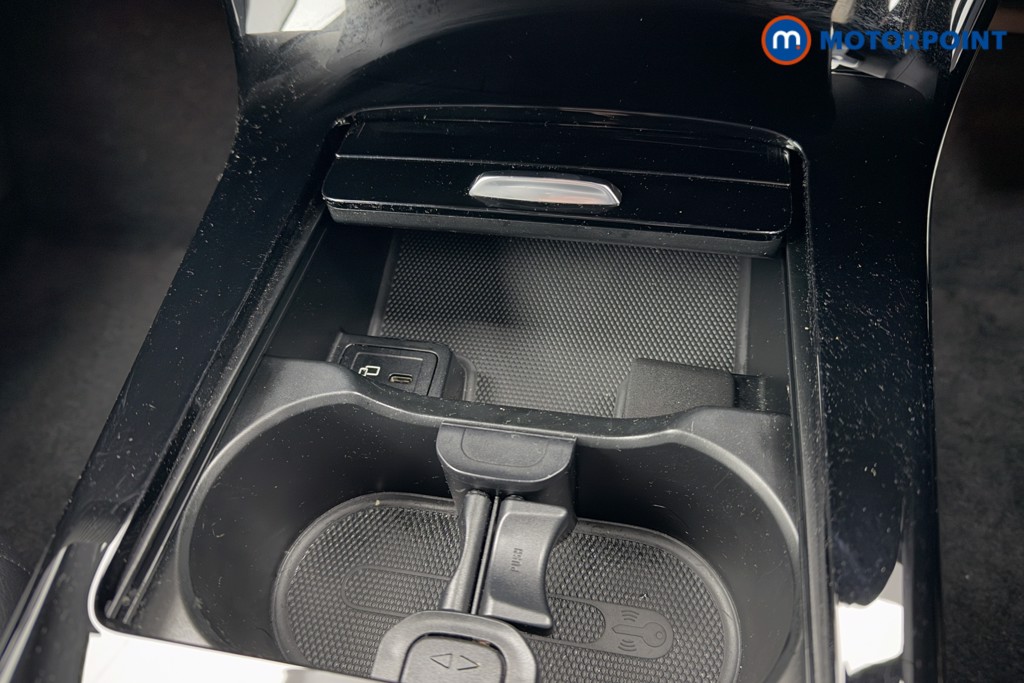 Mercedes-Benz CLA Amg Line Automatic Petrol Estate - Stock Number (1604971) - 15th supplementary image